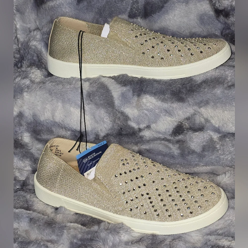 NWT NWT‎ WHITE MOUNTAIN Women's Bling Sneaker Cream And White